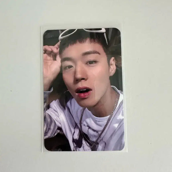 [BUNJANG] Park Jihoon Season's Greetings Photocard / 박지훈 시그 특전 포카 양도