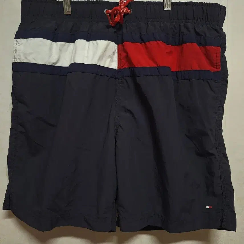 [BUNJANG] Tommy Hilfiger Navy Color Block Shorts / 타미힐피거 네이비 쇼츠