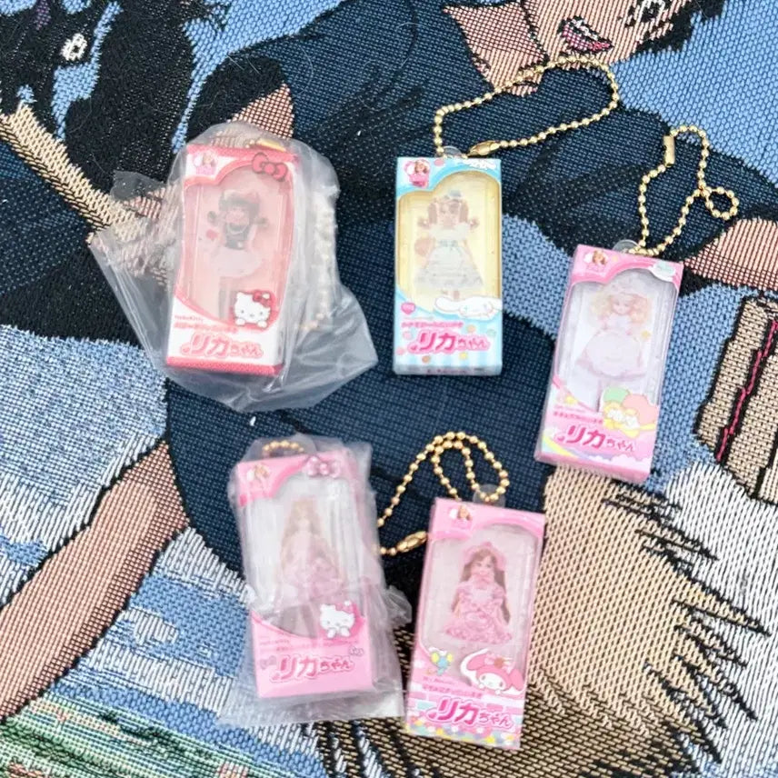 [BUNJANG] Sanrio Barbie Gacha Set / 산리오 바비 가챠