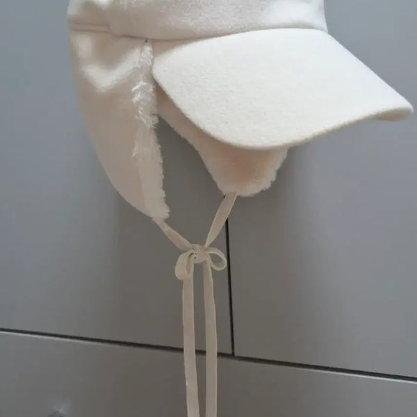 [BUNJANG] Elord Women's Winter Earflap Pom Pom Fur Cap Hat / 여성골프 엘로드 겨울 방한 귀달이 폼폼 퍼 캡 모자
