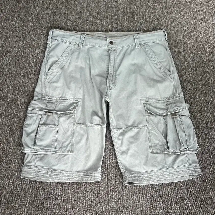 [BUNJANG] Levi's Cargo Shorts Beige Size 38 / 리바이스 카고 반바지 베이지 38사이즈