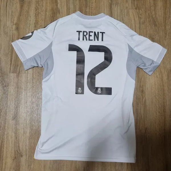 [BUNJANG] Real Madrid 25/26 Trent Jersey / (급처분)25/26 레알마드리드 트렌트 유니폼