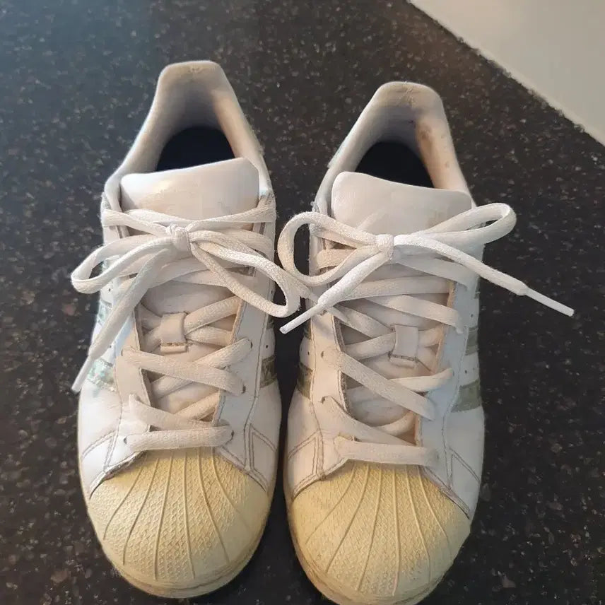 [BUNJANG] Adidas Superstar White Leather Sneakers / (세탁완료)235 아디다스 운동화