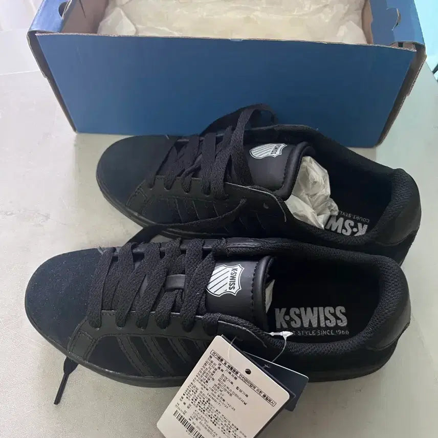[BUNJANG] K-Swiss Sneakers / 케이스위스 운동화 새제품 240mm
