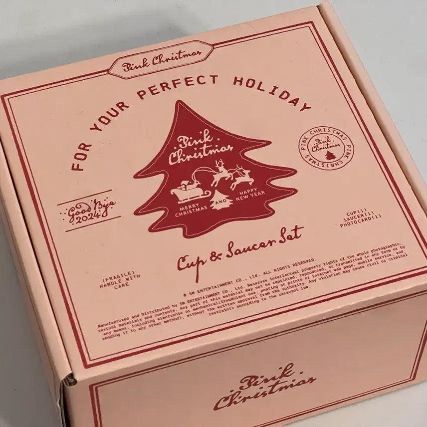 [BUNJANG] SM Entertainment Pink Christmas Cup & Saucer Set (Giselle) Unsealed / (개봉) SM PINK CHRISTMAS CUP+SAUCER SET 핑크 크리스마스 (지젤)