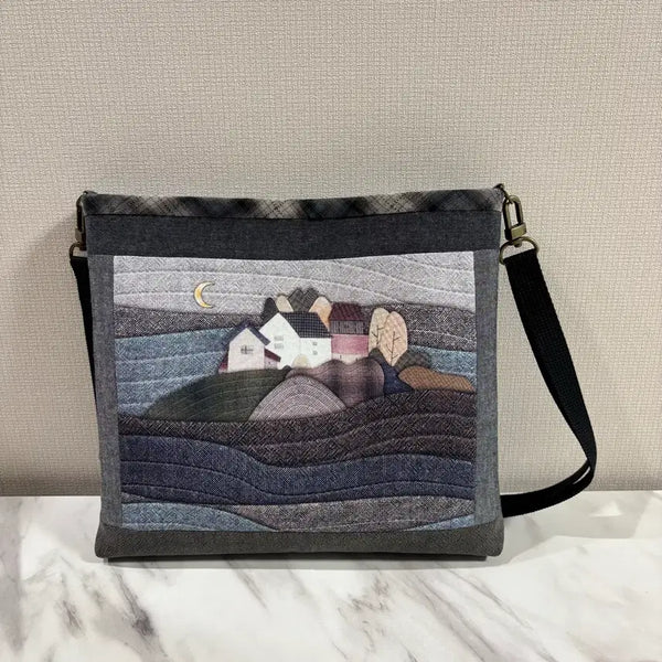 [BUNJANG] Crossbody Bag / 언덕 위의 집 크로스백