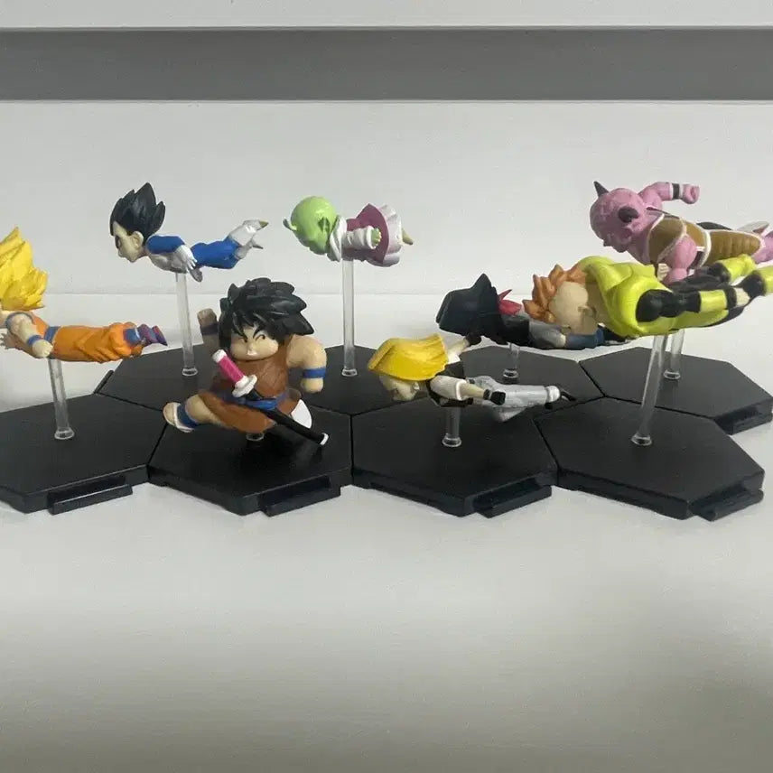 [BUNJANG] Dragon Ball x Coca-Cola Limited Edition Figure / 드래곤볼 코카콜라 한정판 피규어