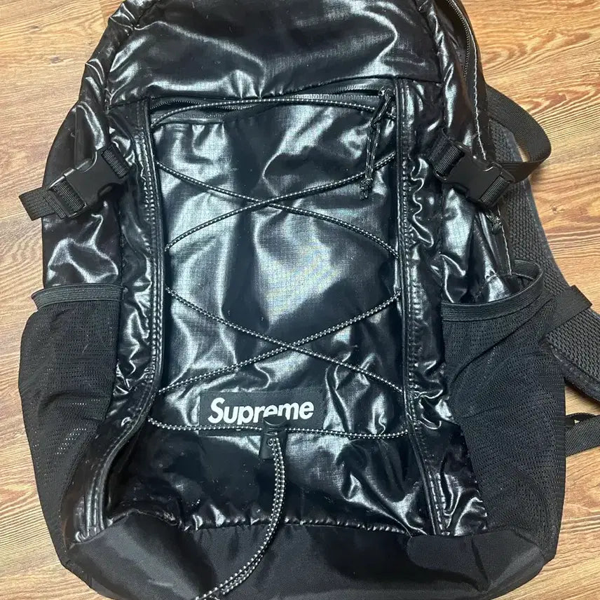 [BUNJANG] Supreme 17FW Black Backpack / 슈프림 17fw 블랙 백팩