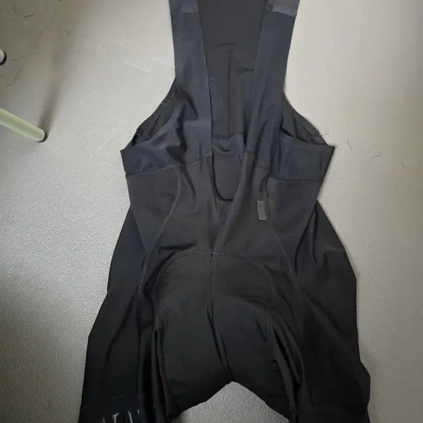 [BUNJANG] Rapha Men's Bib Shorts Black L Size / 라파 남성 빕숏 블랙 l 사이즈 팝니다