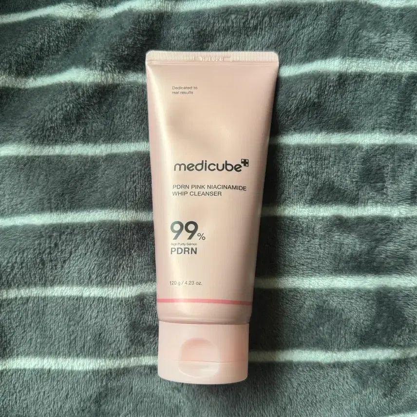[BUNJANG] MediCube PDRN Pink Niacinamide Whip Cleanser / 메디큐브 PDRN 핑크 나이아신아마이드 휩 클렌저