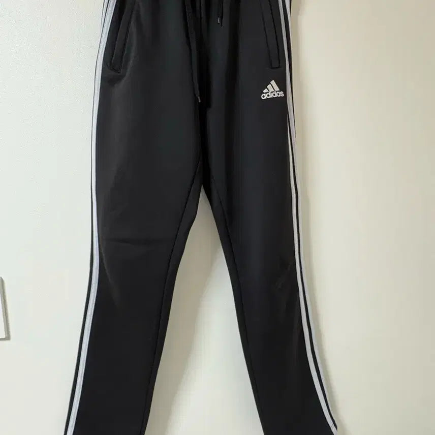 [BUNJANG] Adidas Three-Stripes Track Pants Black / 아디다스 삼선 트레이닝 바지 블랙