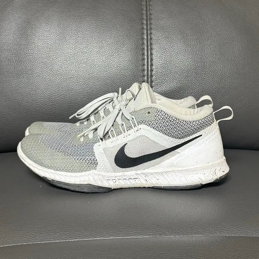 [BUNJANG] Nike Zoom Domination TR Sneakers / [265] 나이키 줌 도미네이션 운동화
