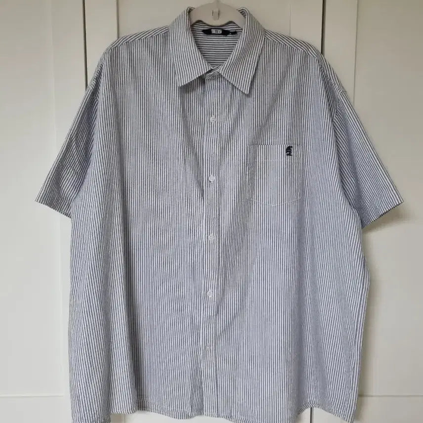 [BUNJANG] Trillion City Boy Oxford Oversized Half Sleeve Shirt Navy Stripe XL / 트릴리온 시티보이 옥스포드 오버핏 반팔셔츠.XL.네이비스트라이프