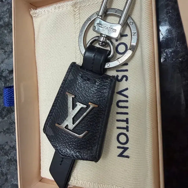 [BUNJANG] Louis Vuitton Keyring / 루이비통 키링