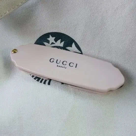 [BUNJANG] Gucci Beauty Hairbrush / 구찌 빗