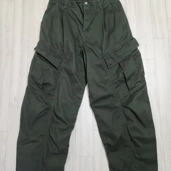 [BUNJANG] SPAO Cargo Wide Curved Pants Size 34 / 스파오 카고 와이드 커브드 팬츠 34사이즈 판매합니다
