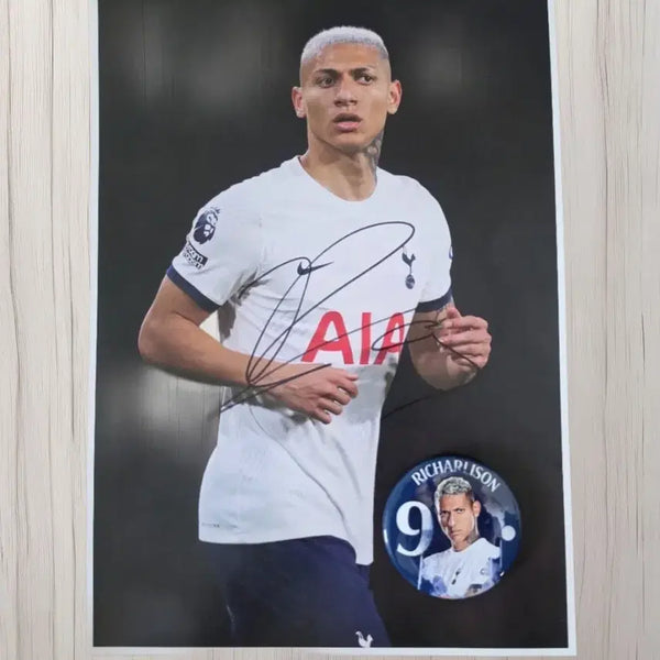 [BUNJANG] Tottenham Richarlison Signed A4 Photo + Magnet Set / 토트넘 하샬리송 싸인 a4 사진+ 자석 판매합니다