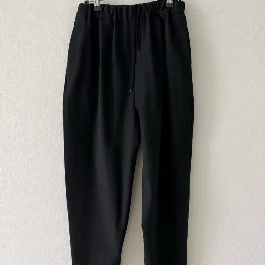 [BUNJANG] Travail Manuel Basic Silhouette Slacks / travail manuel  슬랙스