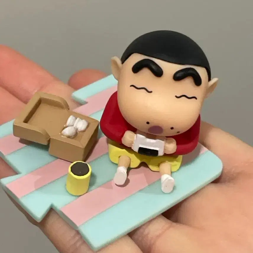 [BUNJANG] Crayon Shin-chan Picnic Figure / 짱구 피그닉 피규어