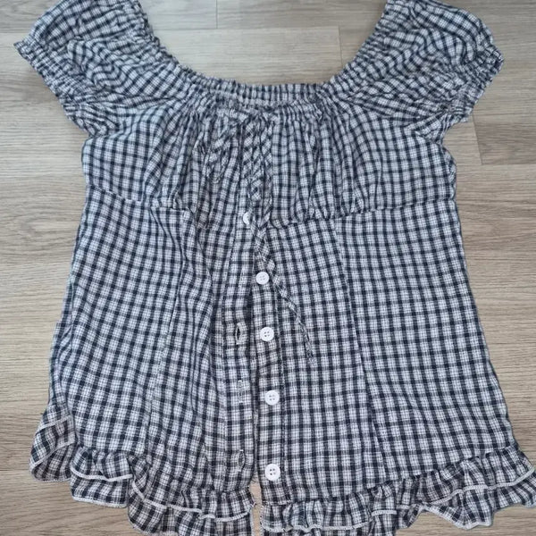 [BUNJANG] Sweetra Women's Textured Plaid Puff Sleeve Blouse / 쉬인 sweetra 체크 블라우스
