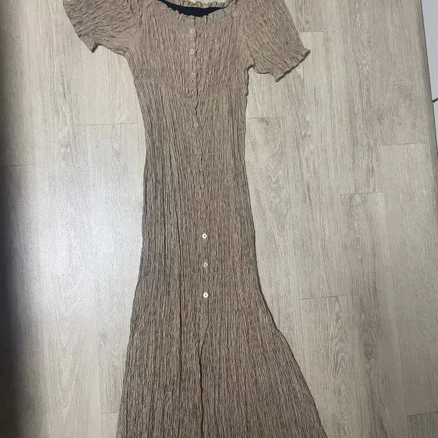 [BUNJANG] Wrinkled Long Dress Beige / 주름 원피스 베이지