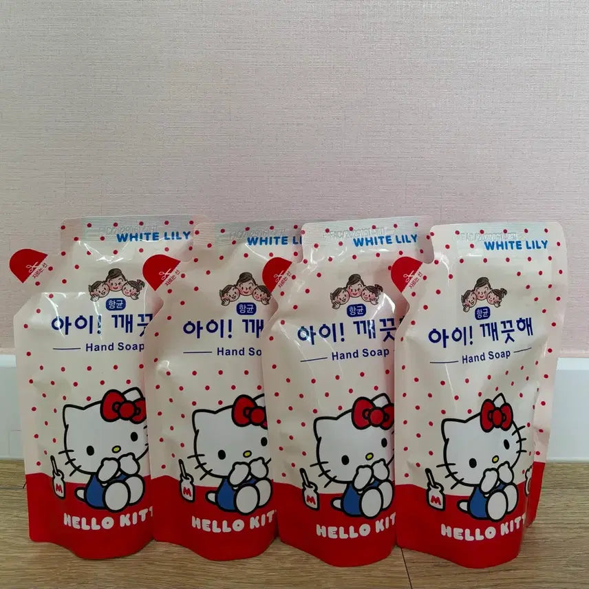 [BUNJANG] Ida Ggaekkeudae Refill (White Lily Scent, 200ml - 4 Pack) / 아이깨끗해 리필(화이트릴리향 200ml - 4개)