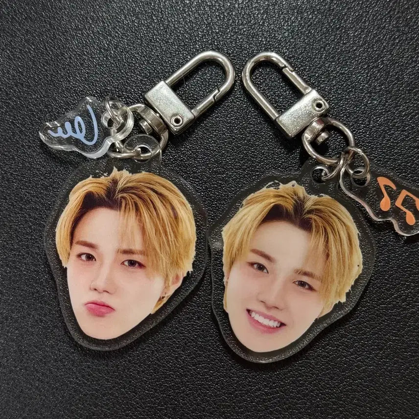 [BUNJANG] TREASURE DoYoung HeeNoAeRak Face Keychain / 트레저 도영 희노애락 키링 얼굴키링