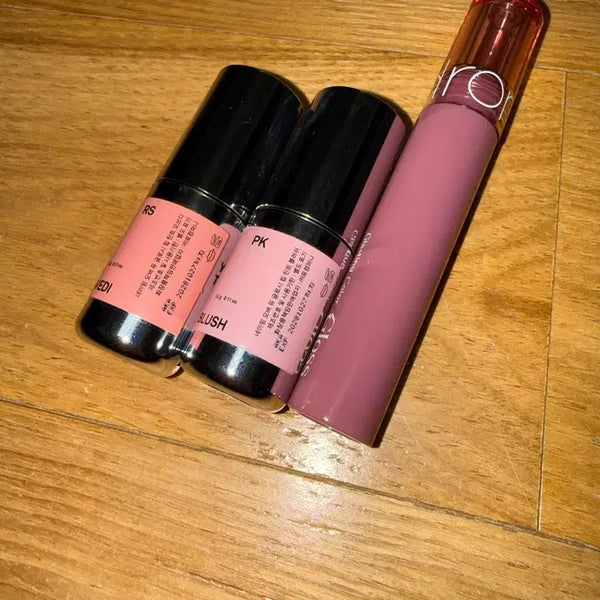 [BUNJANG] Naming. Over Due Glossy Lip Tint Blush / 네이밍 오버 듀 글로시 립 틴트 블러쉬