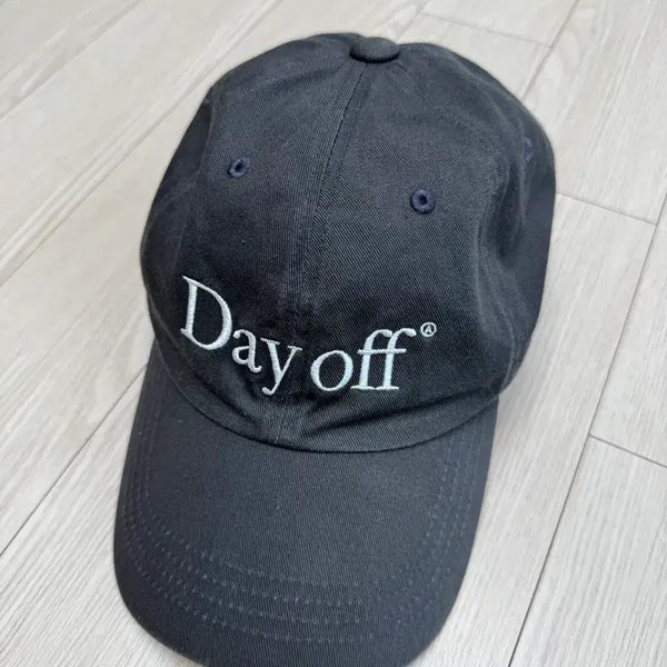 [BUNJANG] AICA WHITE Day Off Ball Cap Charcoal / [Os] 에이카화이트 Day off 볼캡 차콜