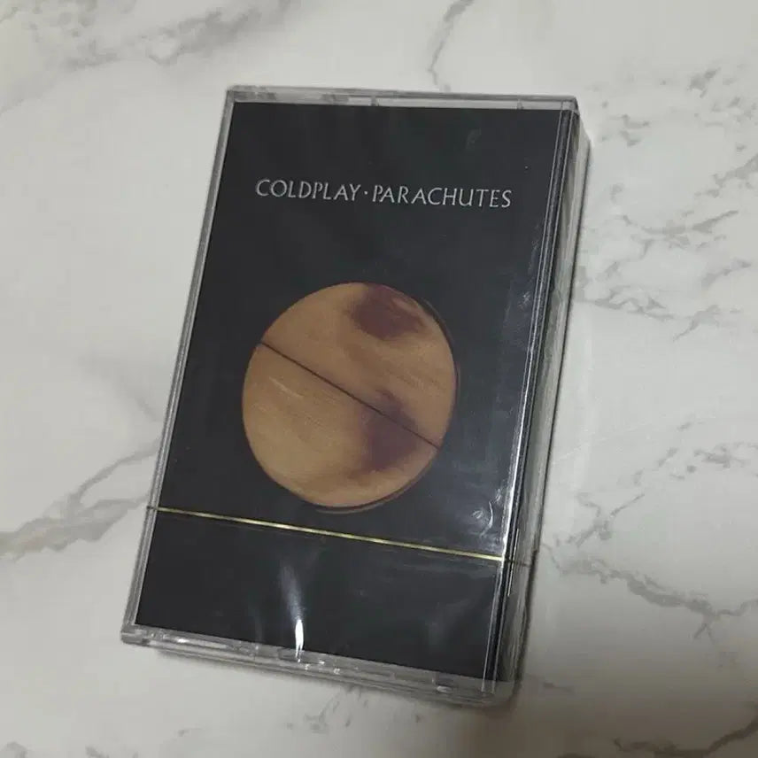 [BUNJANG] Coldplay Parachutes Cassette Tape (Sealed) / 콜드플레이 Parachutes 카세트 테이프