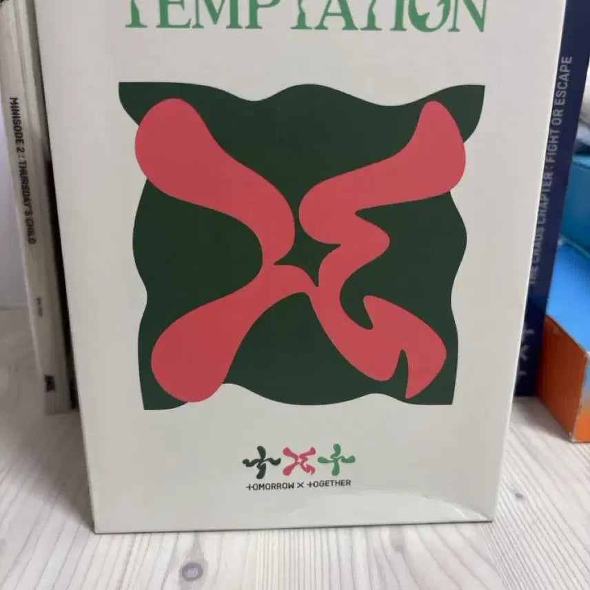 [BUNJANG] TXT TEMPTATION 'Lullaby' Album (Photocard Excluded) / 포카 제외)투모로우바이투게더 위버스 룰러바이 앨범