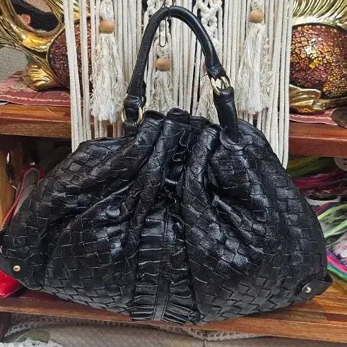 [BUNJANG] Black Woven Leather Shoulder Bag / 블랙 엮은 가죽 숄더백