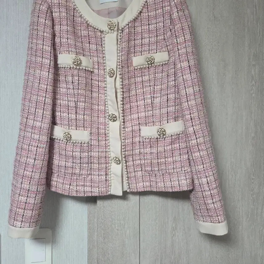 [BUNJANG] Satin Tweed Jacket Size 66 / 실착3회.샤틴 트위드 자켓 66사이즈