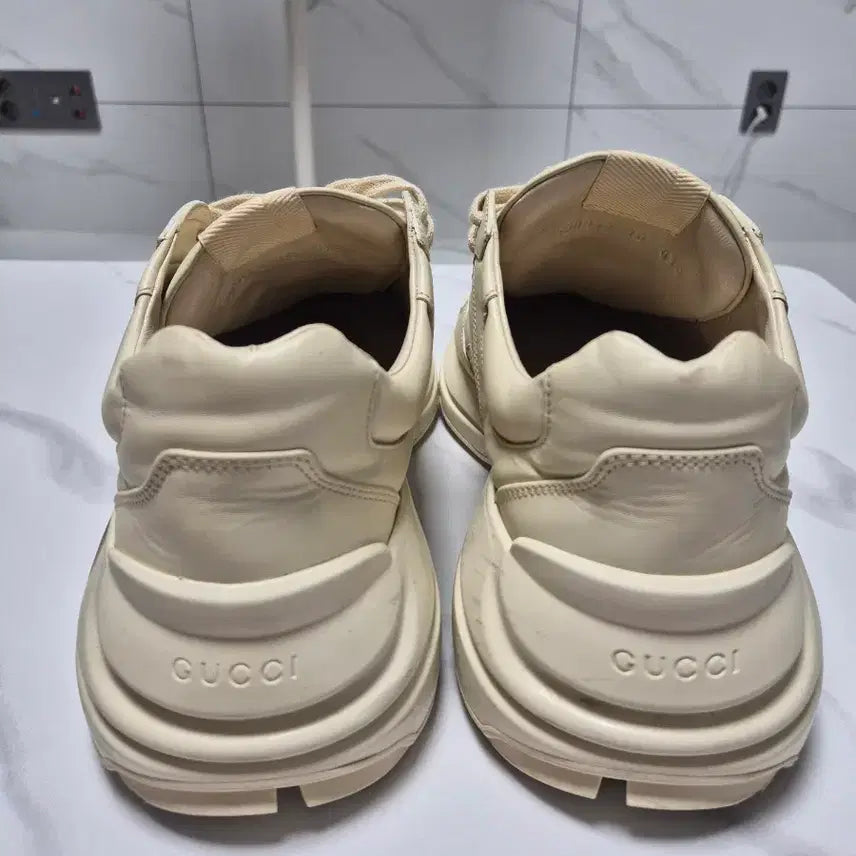 [BUNJANG] Gucci Rhyton Sneakers / 구찌라이톤