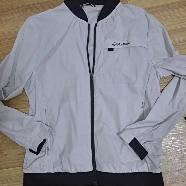 [BUNJANG] TaylorMade Windbreaker / 테일러메이드