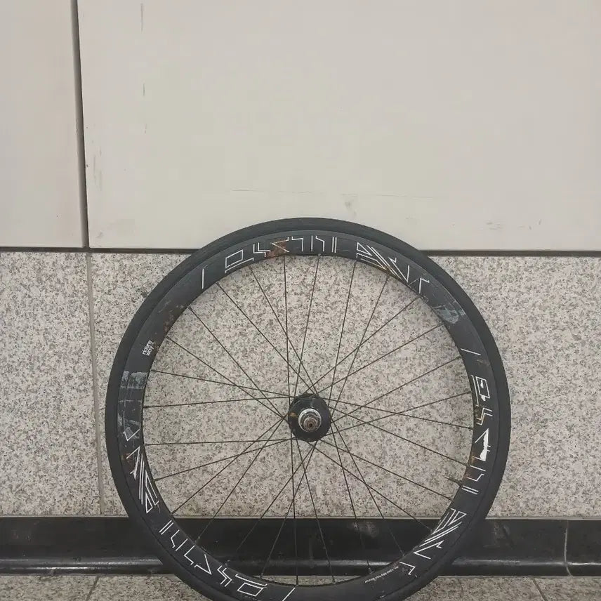 [BUNJANG] Novatec Rear Wheel with Ridersway Decal / 노바텍 리어 휠 판/교