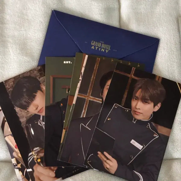 [BUNJANG] ATEEZ Membership Kit & Season's Greetings Postcard Set / 에이티즈 멤버쉽키트, 에이티즈 시즌그리팅 엽서