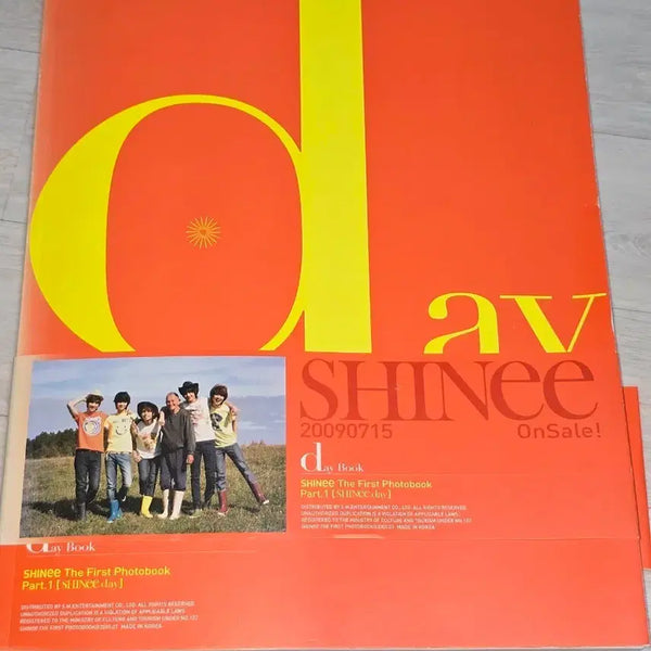 [BUNJANG] SHINee Day&Night Photobook Day Version / 샤이니 데이앤나잇 day&night 화보집 데이 버전
