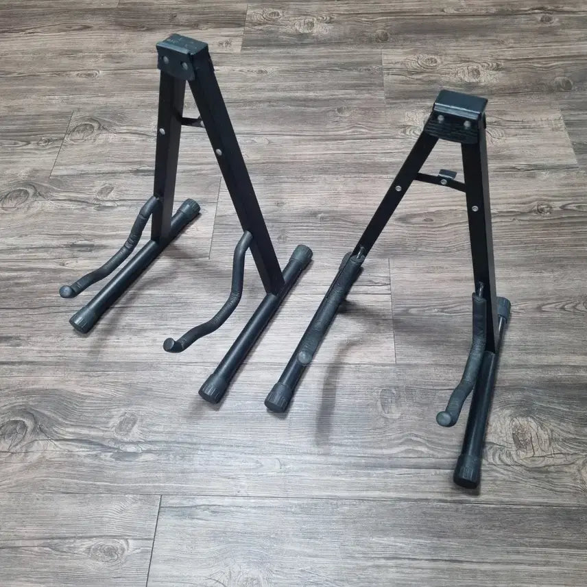 [BUNJANG] Guitar Stands (2-Piece Bundle) / 통기타 일렉기타 스탠드 2개 일괄 판매 기타 거치대