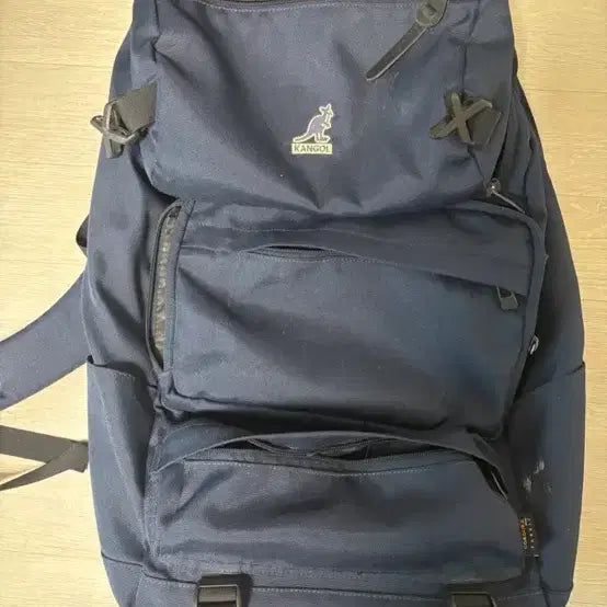 [BUNJANG] Kangol Backpack Navy / 캉골 백팩 네이비