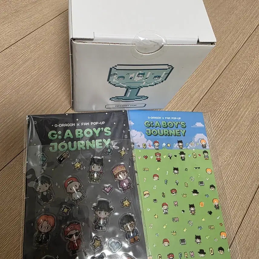 [BUNJANG] BIGBANG G-Dragon Fam Popup Store Dessert Cup & Sticker Set (Sealed) / 빅뱅 지드래곤 팸 팝업 굿즈 일괄판매