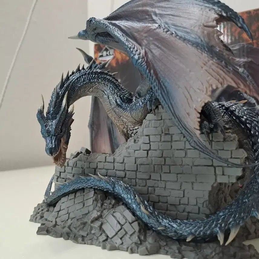 [BUNJANG] Monster Hunter Miraboreas Metallic Color Ver. Figure / 몬스터 헌터 라스트원상 밀라보레아스 메탈릭 컬러 ver 피규어