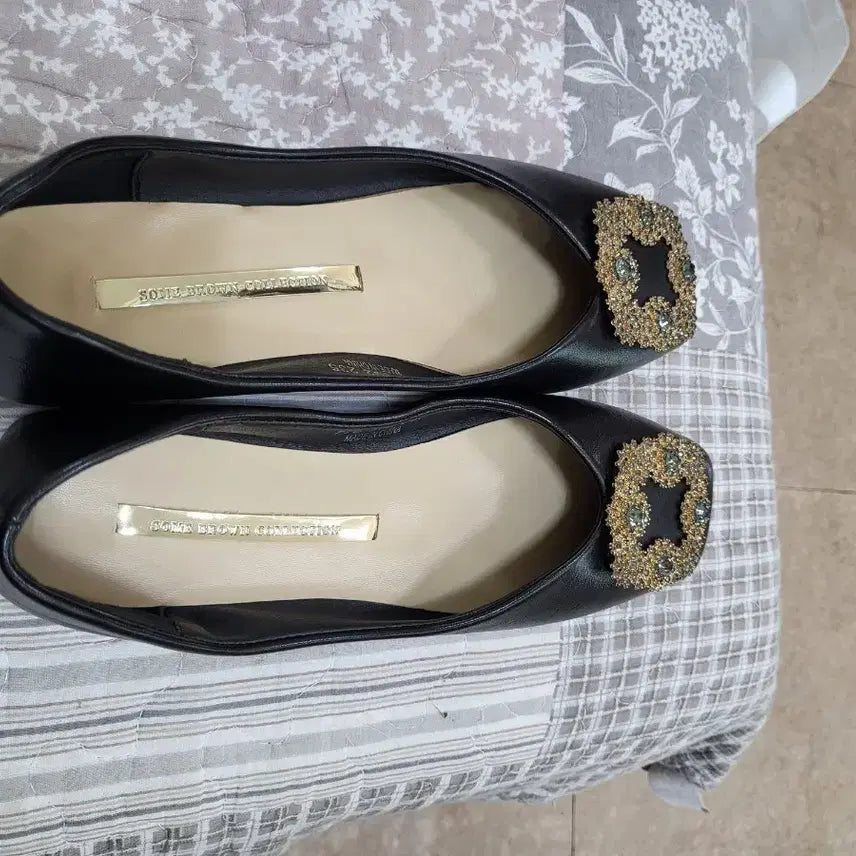 [BUNJANG] Gold Brown Collection Black Ballet Flats / 골드 브라운 컬렉션 플랫 슈즈 블랙