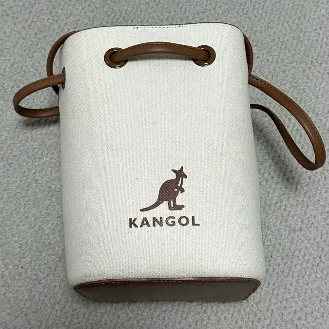 [BUNJANG] Kangol Ivory Canvas Bucket Bag / 캉골 아이보리 캔버스 버킷백