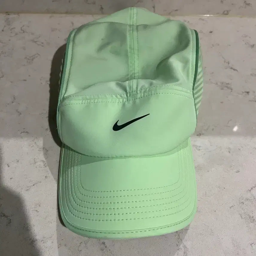 [BUNJANG] Nike Dri-FIT ADV Fly Unstructured Aerobill AeroAdapt Cap Vapor Green / 나이키 드라이핏 ADV 플라이 언스트럭처 에어로빌 에어로어댑트 캡 베이퍼 그린