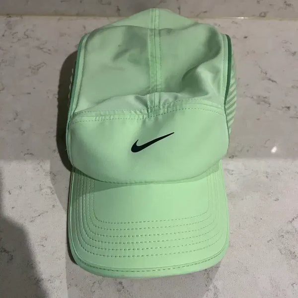 [BUNJANG] Nike Dri-FIT ADV Fly Unstructured Aerobill AeroAdapt Cap Vapor Green / 나이키 드라이핏 ADV 플라이 언스트럭처 에어로빌 에어로어댑트 캡 베이퍼 그린