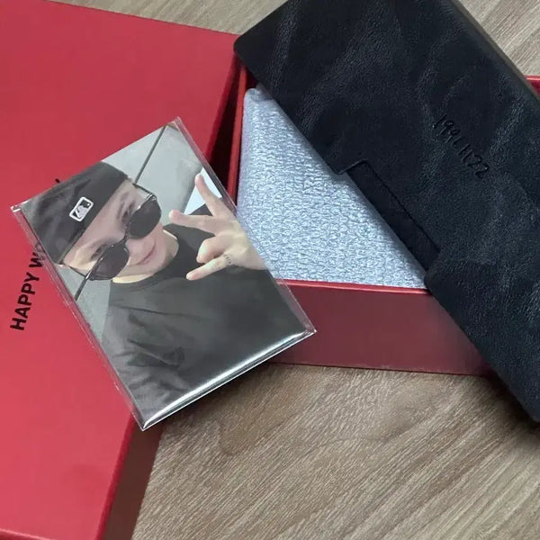 [BUNJANG] SEVENTEEN Woozi Birthday Sunglasses / 세븐틴 우지 생일 선글라스