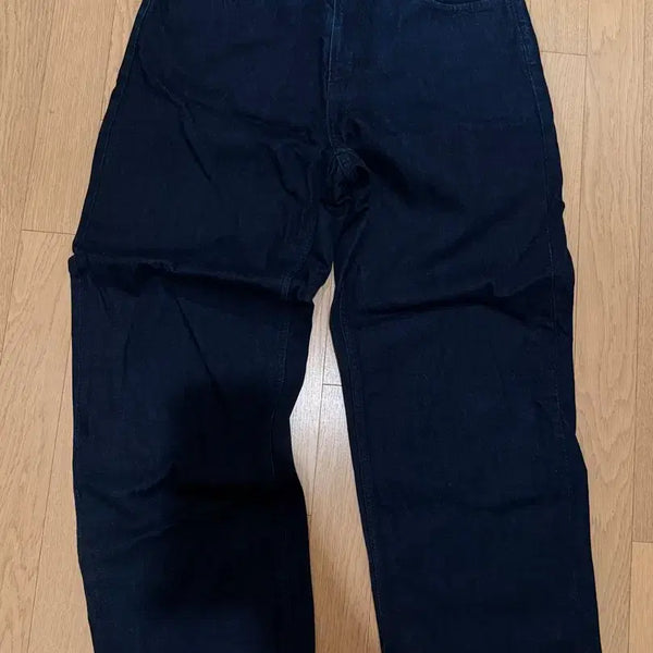 [BUNJANG] Uniqlo Wide Straight Jeans Navy / 유니클로 와이드 스트레이트 진 네이비