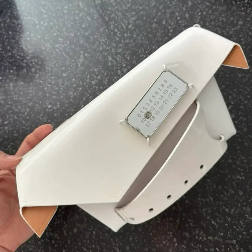 [BUNJANG] Maison Margiela Clutch Bag White / 메종 마르지엘라 클러치백 화이트