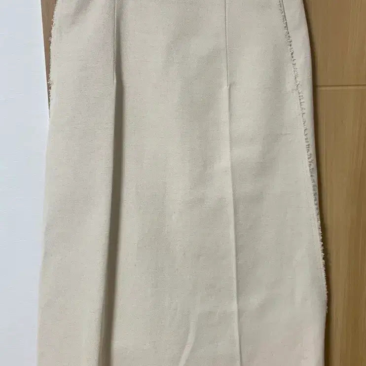 [BUNJANG] Recto Ecru Belted Skirt (Size S) / [새상품]렉토 에크루 벨트 스커트 S